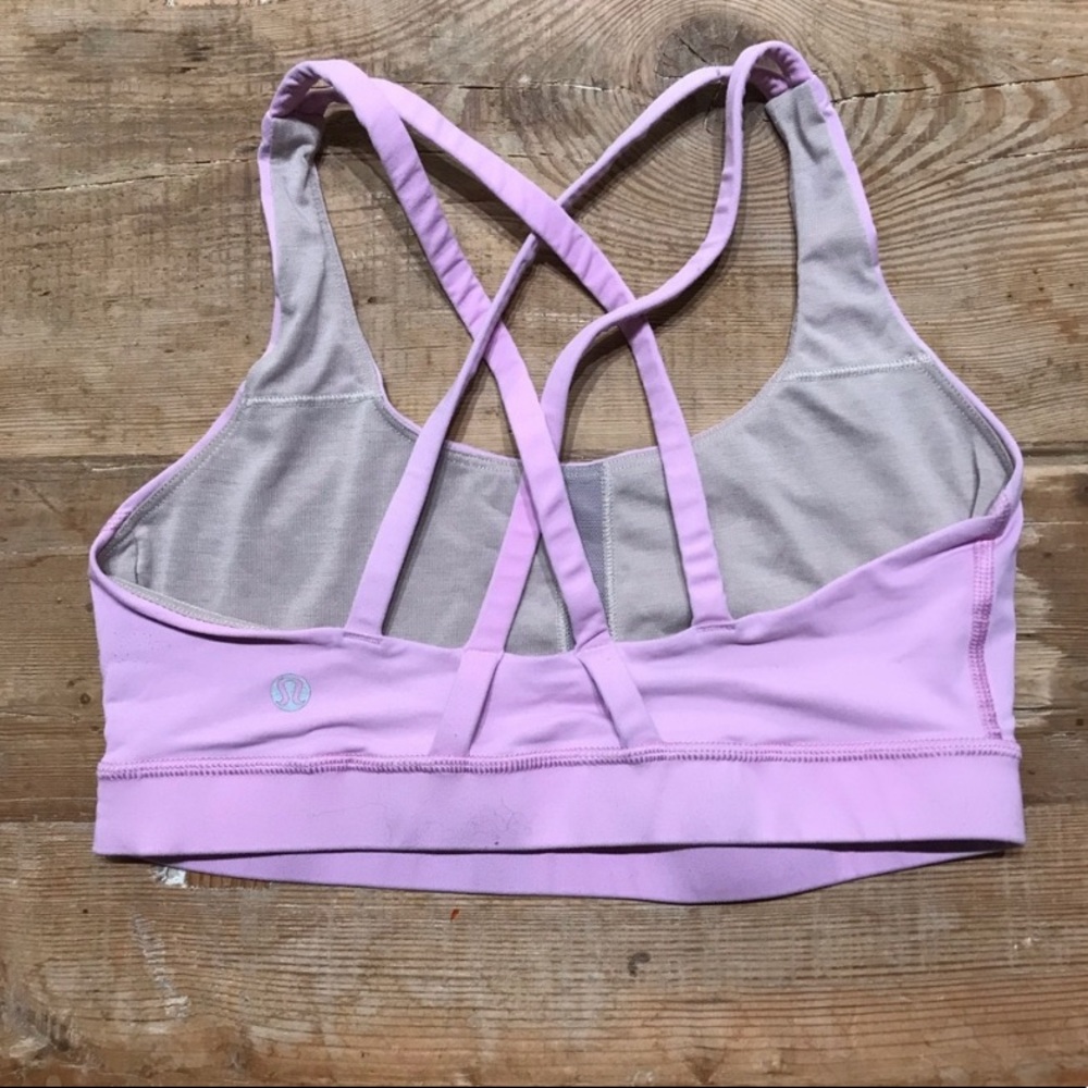 Lululemon sports bra